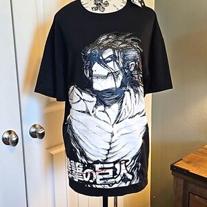 Attack on Titan T-Shirt NWT